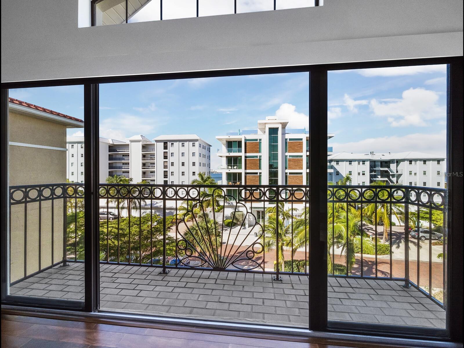 TOSCANO - Residential