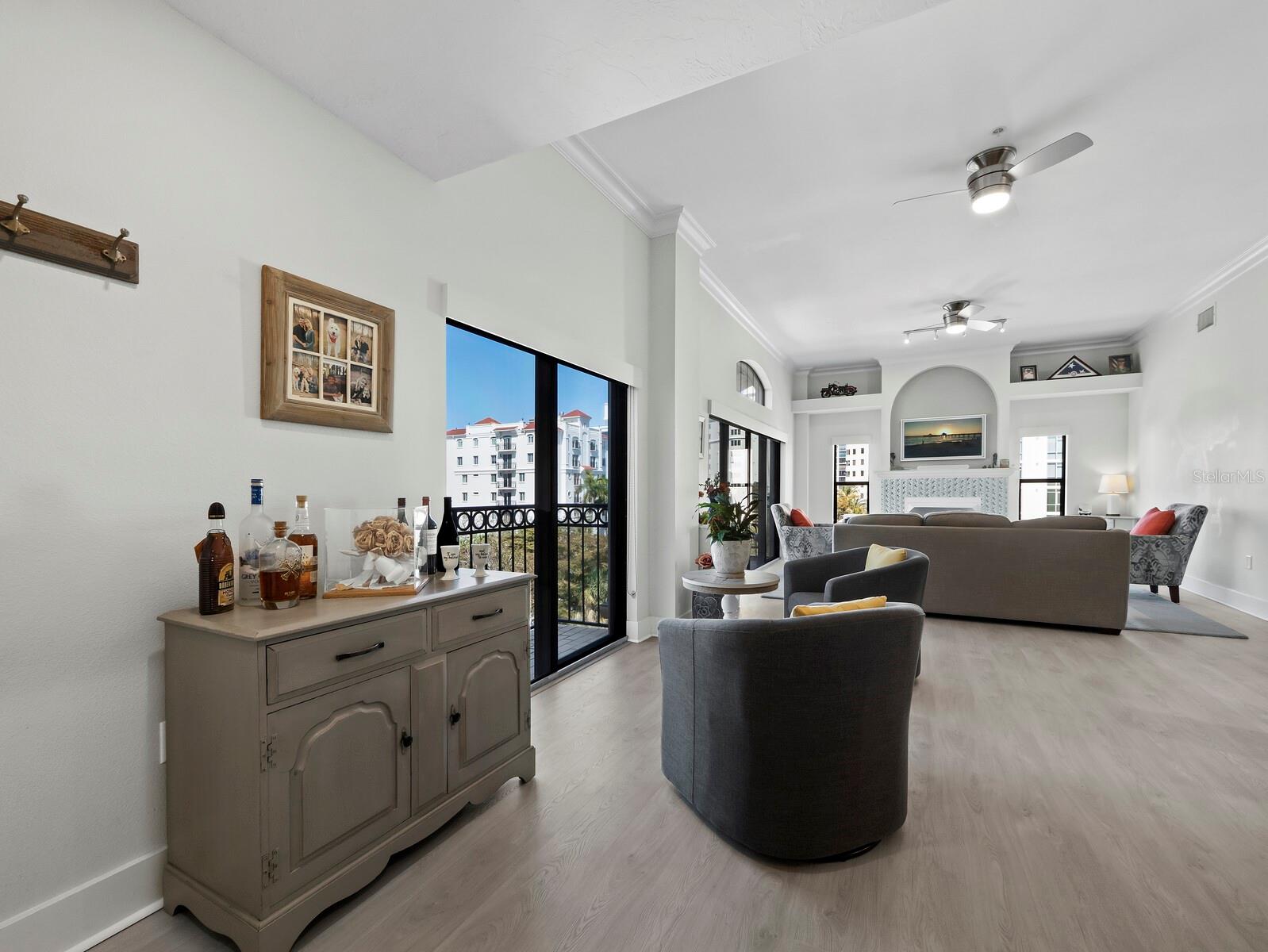 205 GOLDEN GATE POINT 401