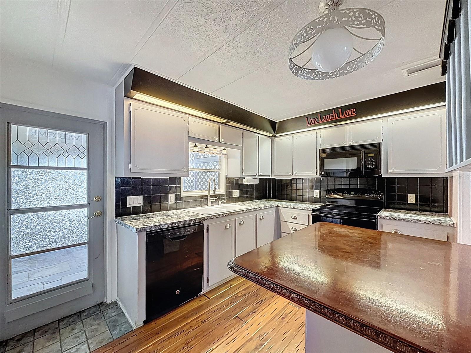 BRIAR CREEK MOBILE HOME COMMUNITY I CONDO - Residential