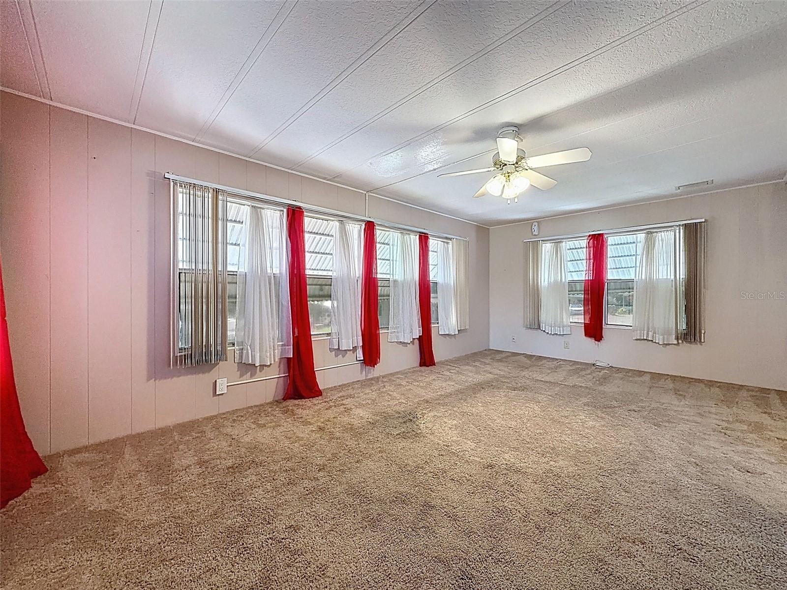 BRIAR CREEK MOBILE HOME COMMUNITY I CONDO - Residential