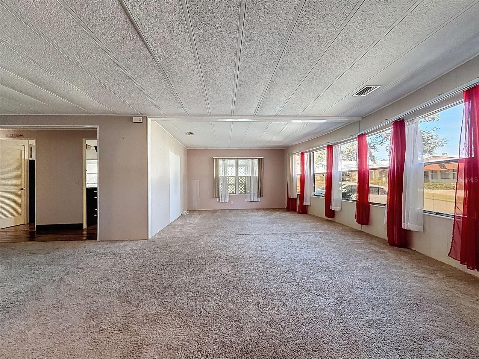 BRIAR CREEK MOBILE HOME COMMUNITY I CONDO - Residential