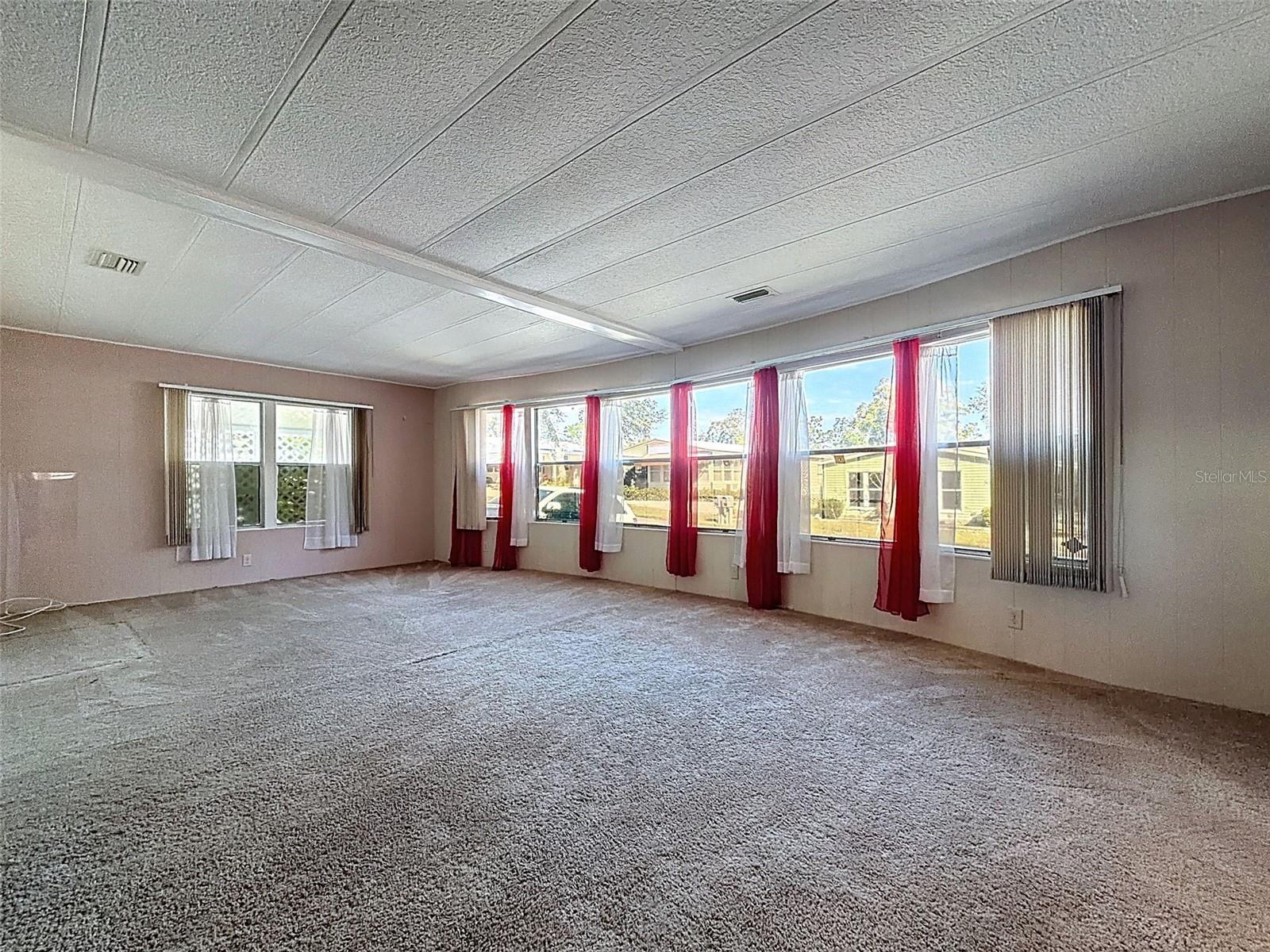 BRIAR CREEK MOBILE HOME COMMUNITY I CONDO - Residential