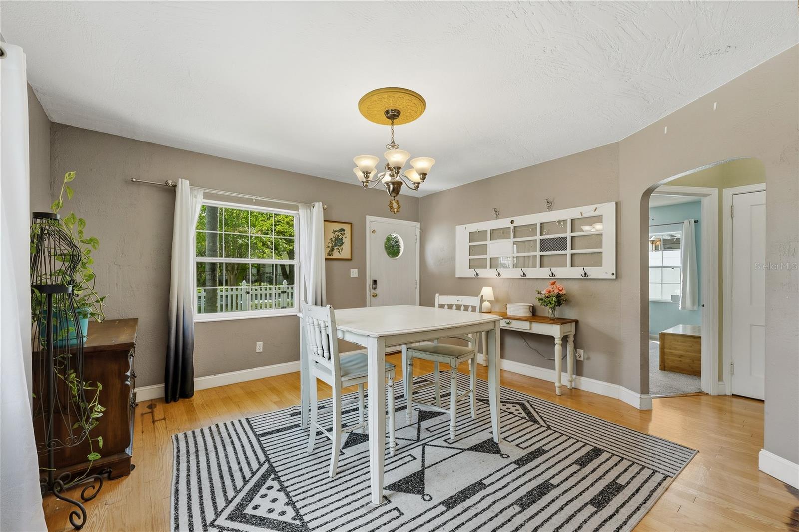 Casas a venda 4 - Jen Dantas 2316 MUSSELWHITE AVENUE