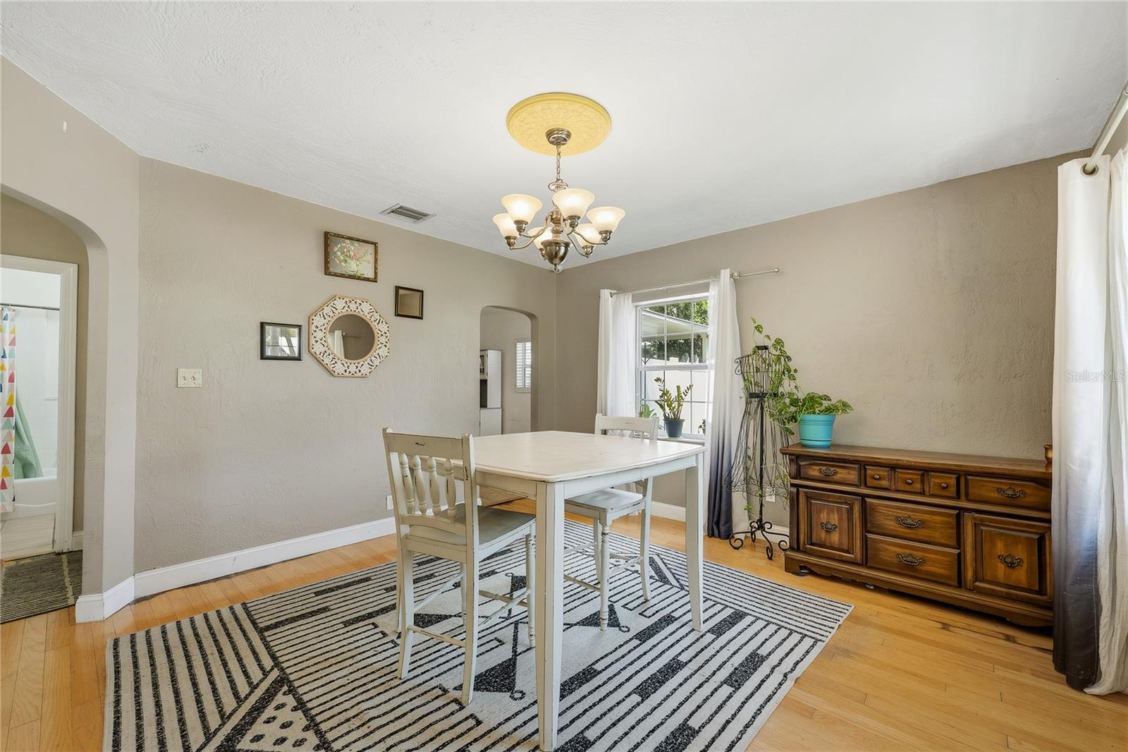 Casas a venda 3 - Jen Dantas 2316 MUSSELWHITE AVENUE