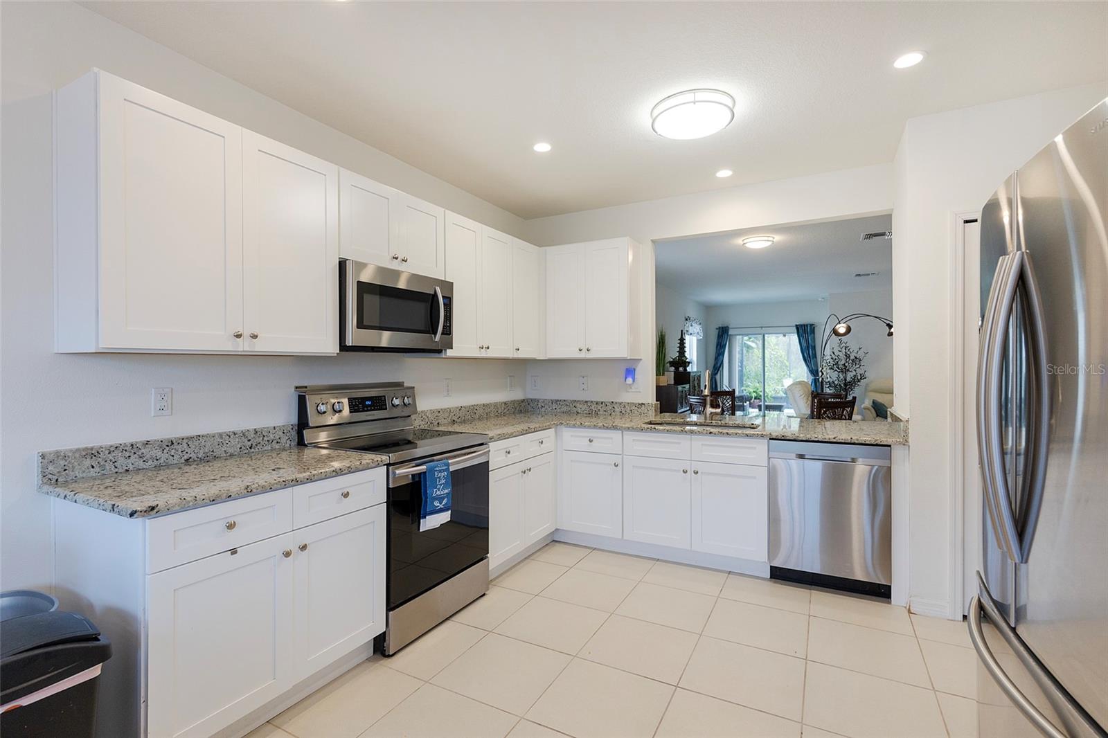 SABAL LAKES - Residential