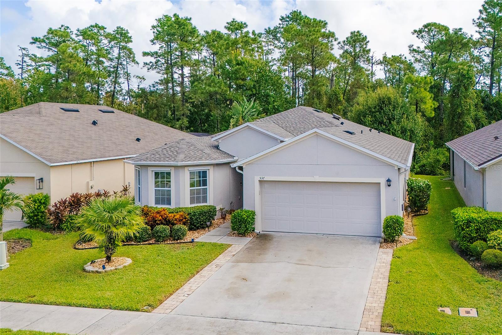 SABAL LAKES - Residential
