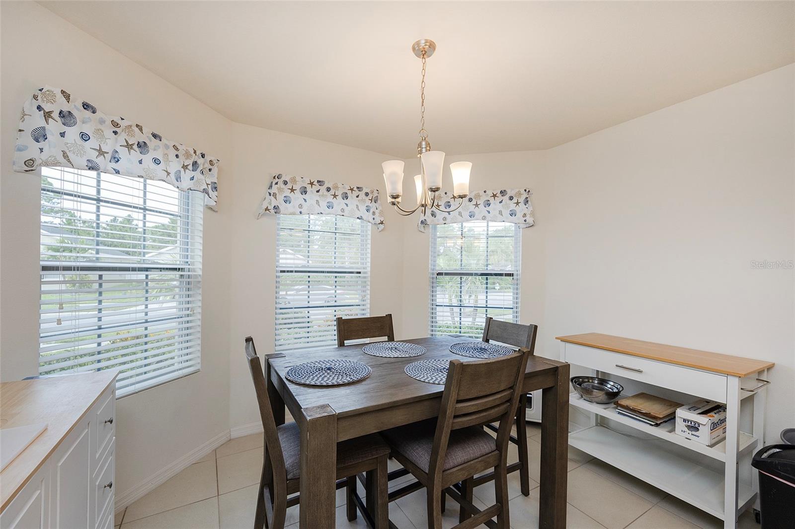 SABAL LAKES - Residential
