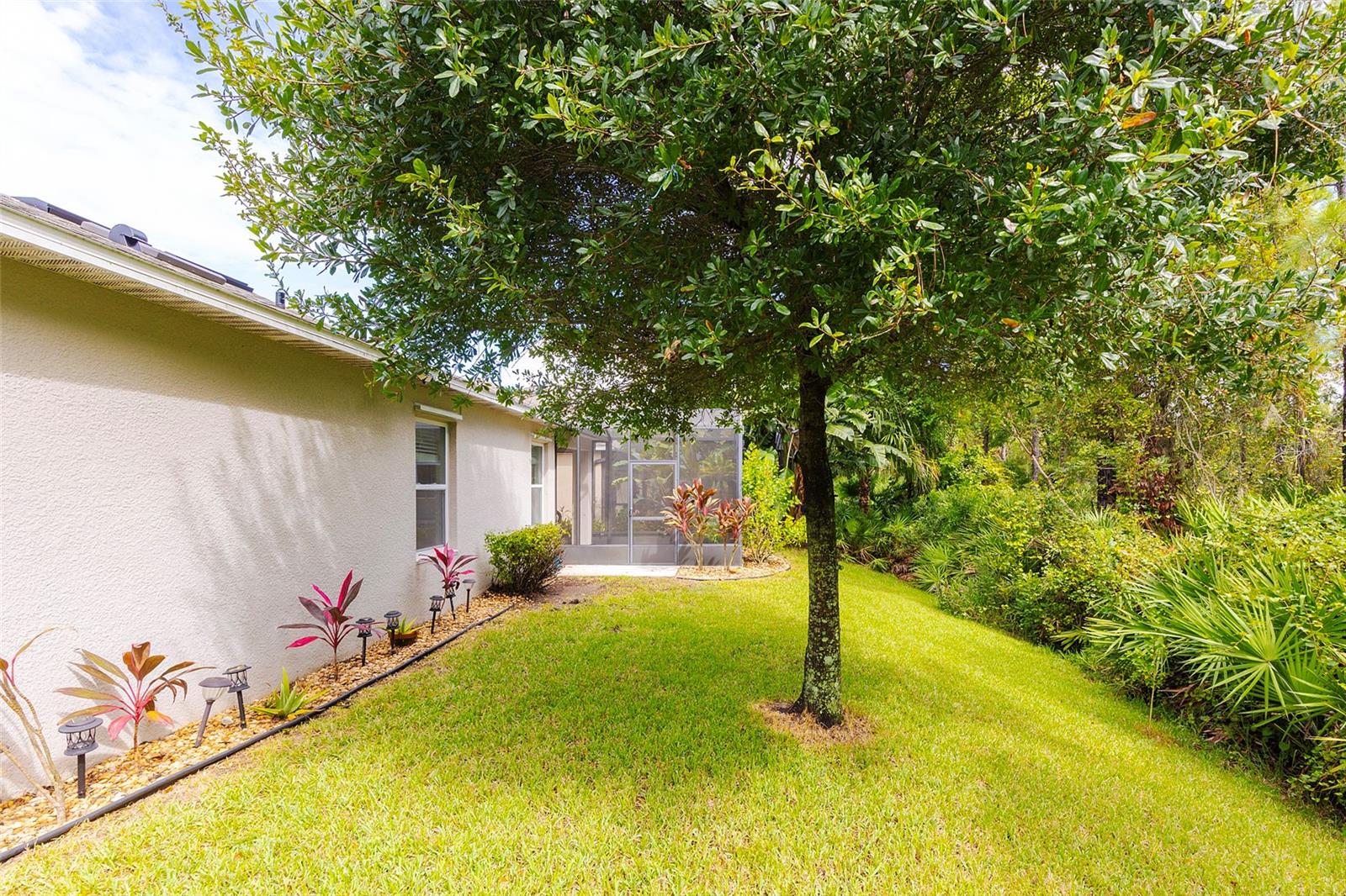 SABAL LAKES - Residential