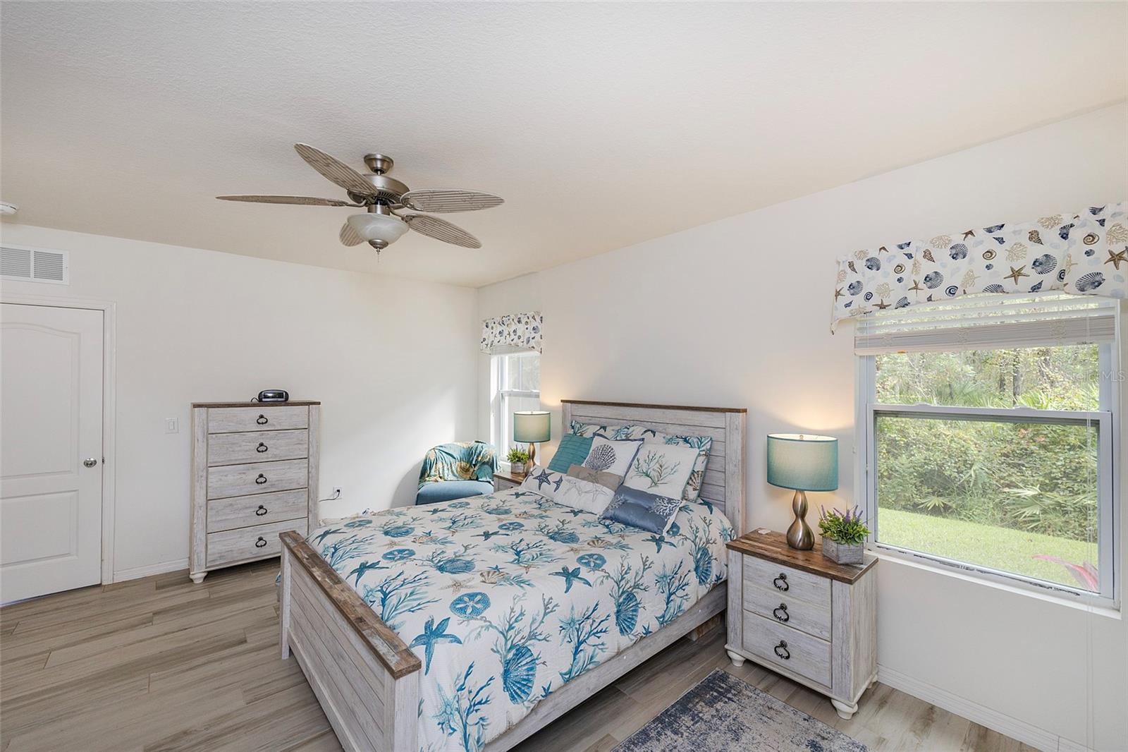 SABAL LAKES - Residential