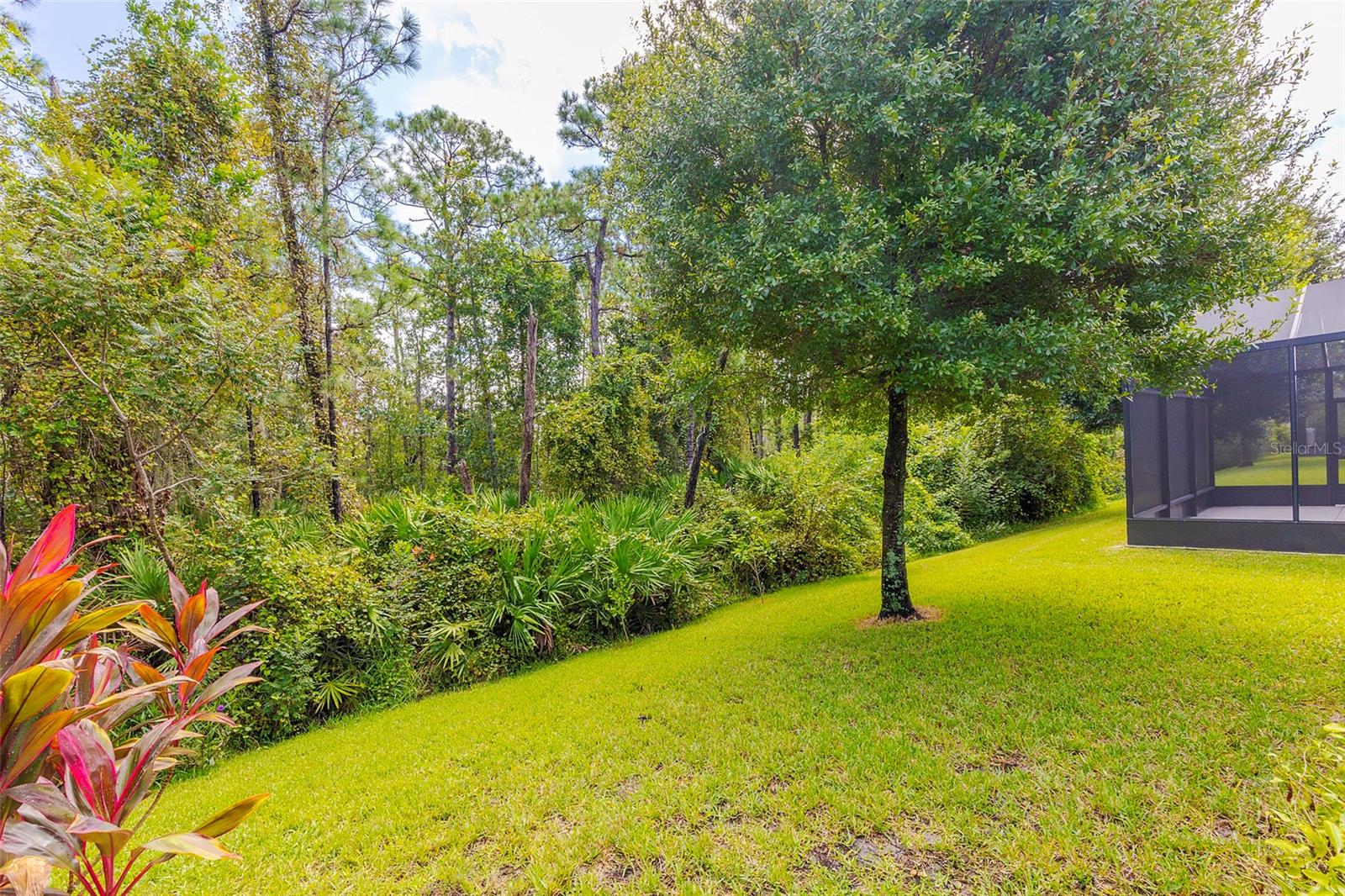 SABAL LAKES - Residential