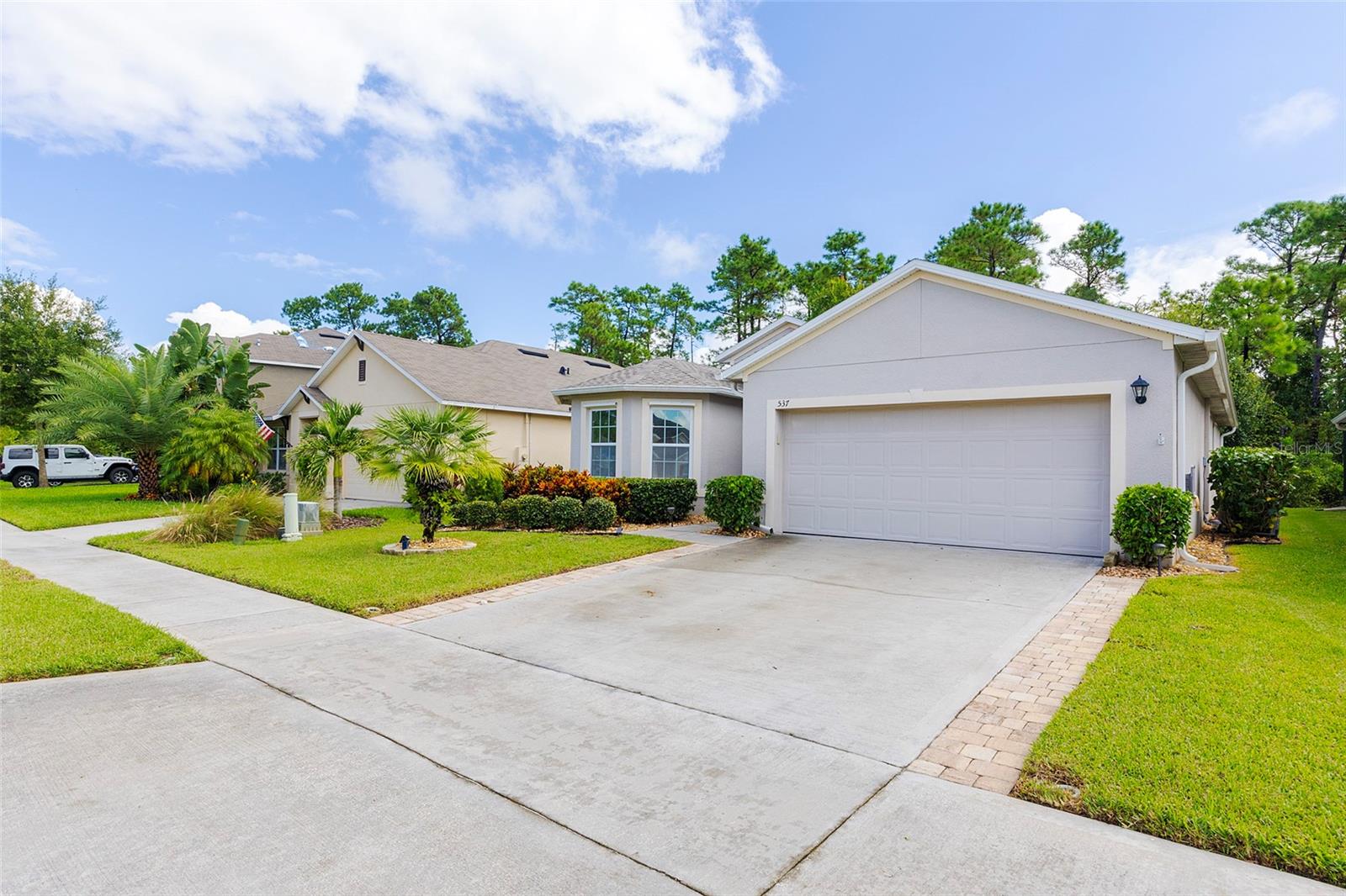 SABAL LAKES - Residential