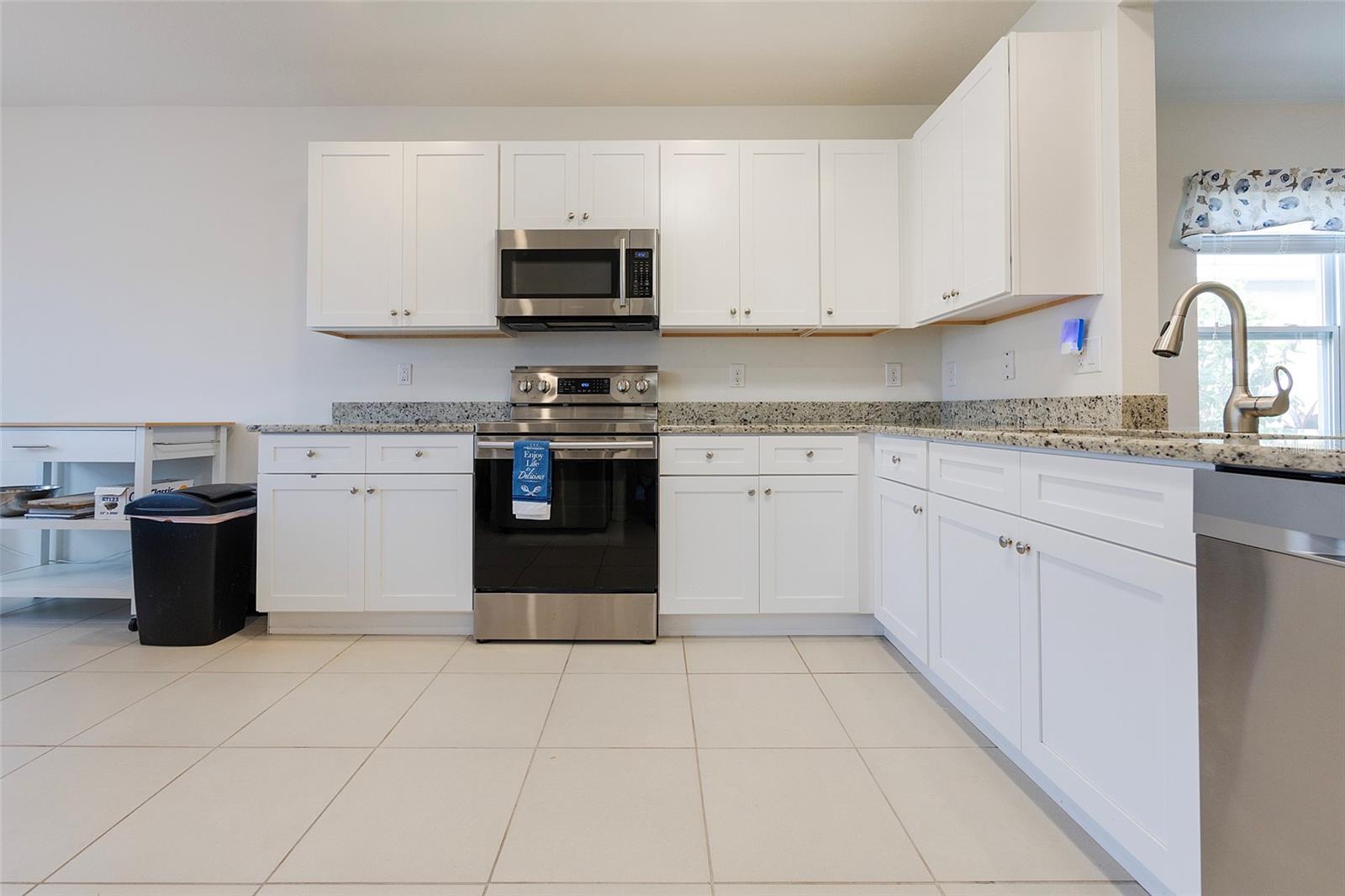 SABAL LAKES - Residential