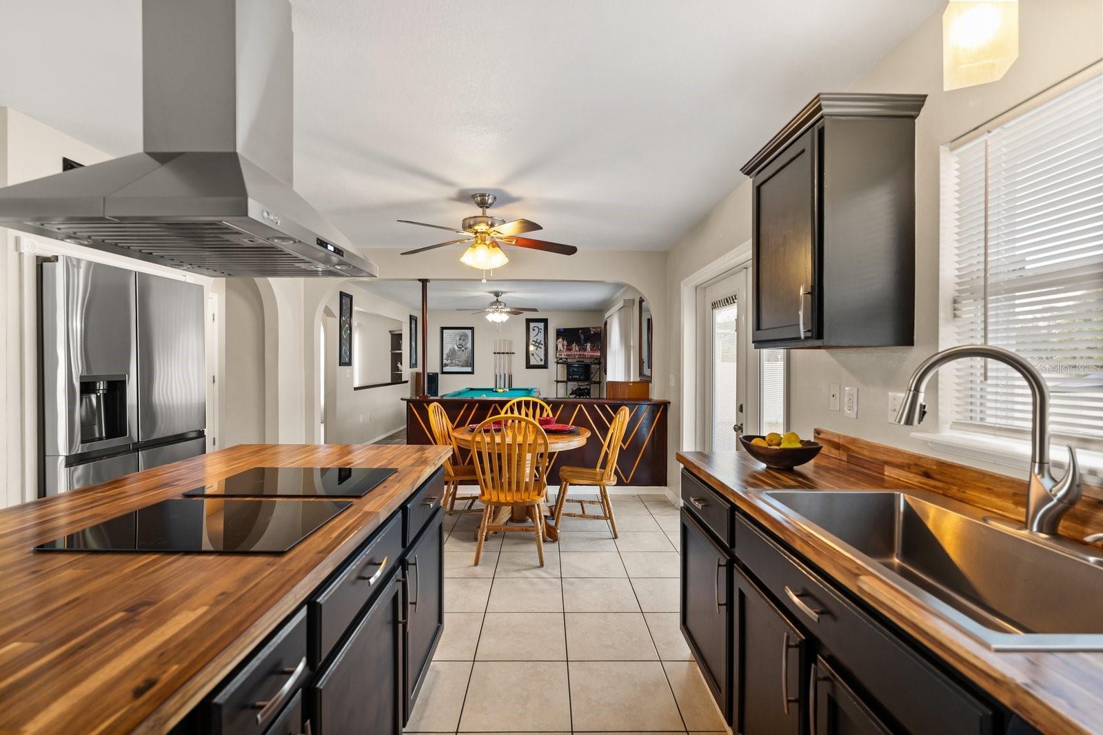 8264 SETTLERS CREEK LOOP