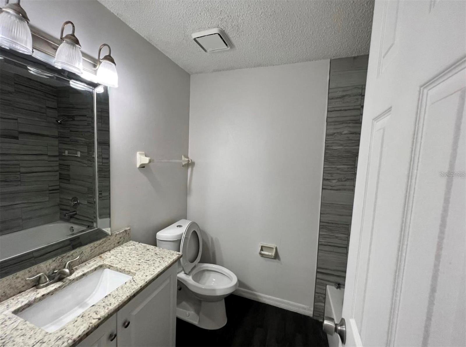 LAKE SHERWOOD HILLS PH 03 - Residential