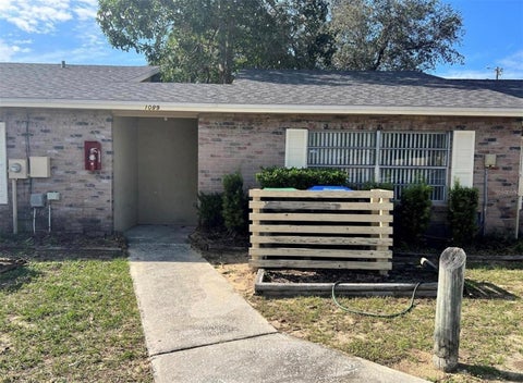 Photo of 1089 Woodman Way, Orlando, FL 32818 (MLS # O6397193)