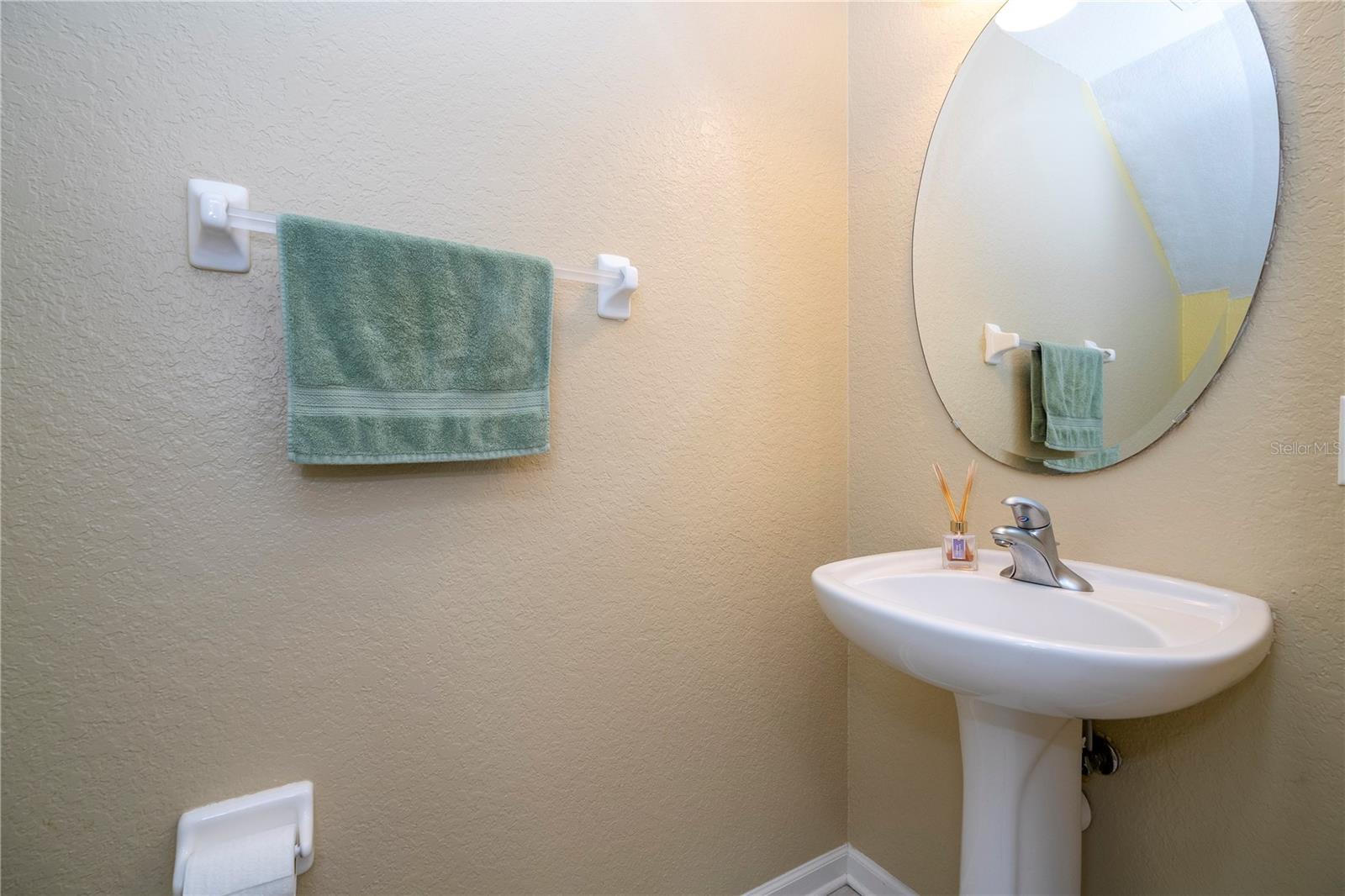 STONEBRIDGE LAKES PH 19 - Residential Lease