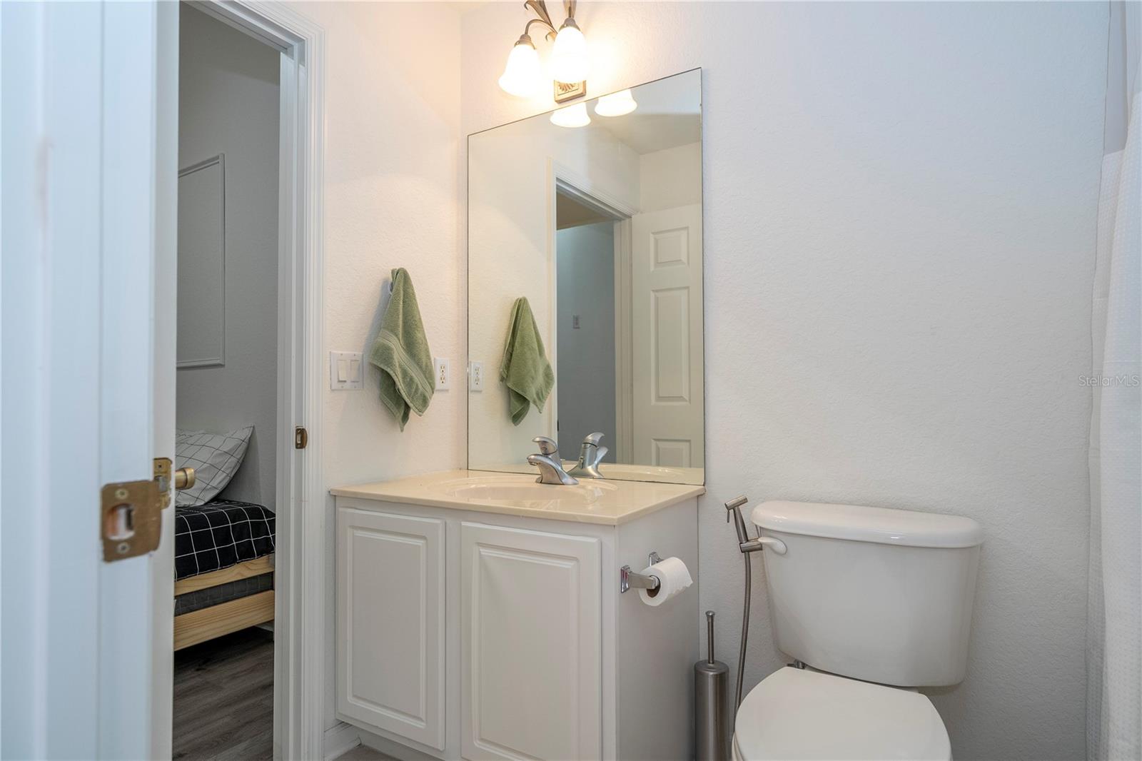 STONEBRIDGE LAKES PH 19 - Residential Lease