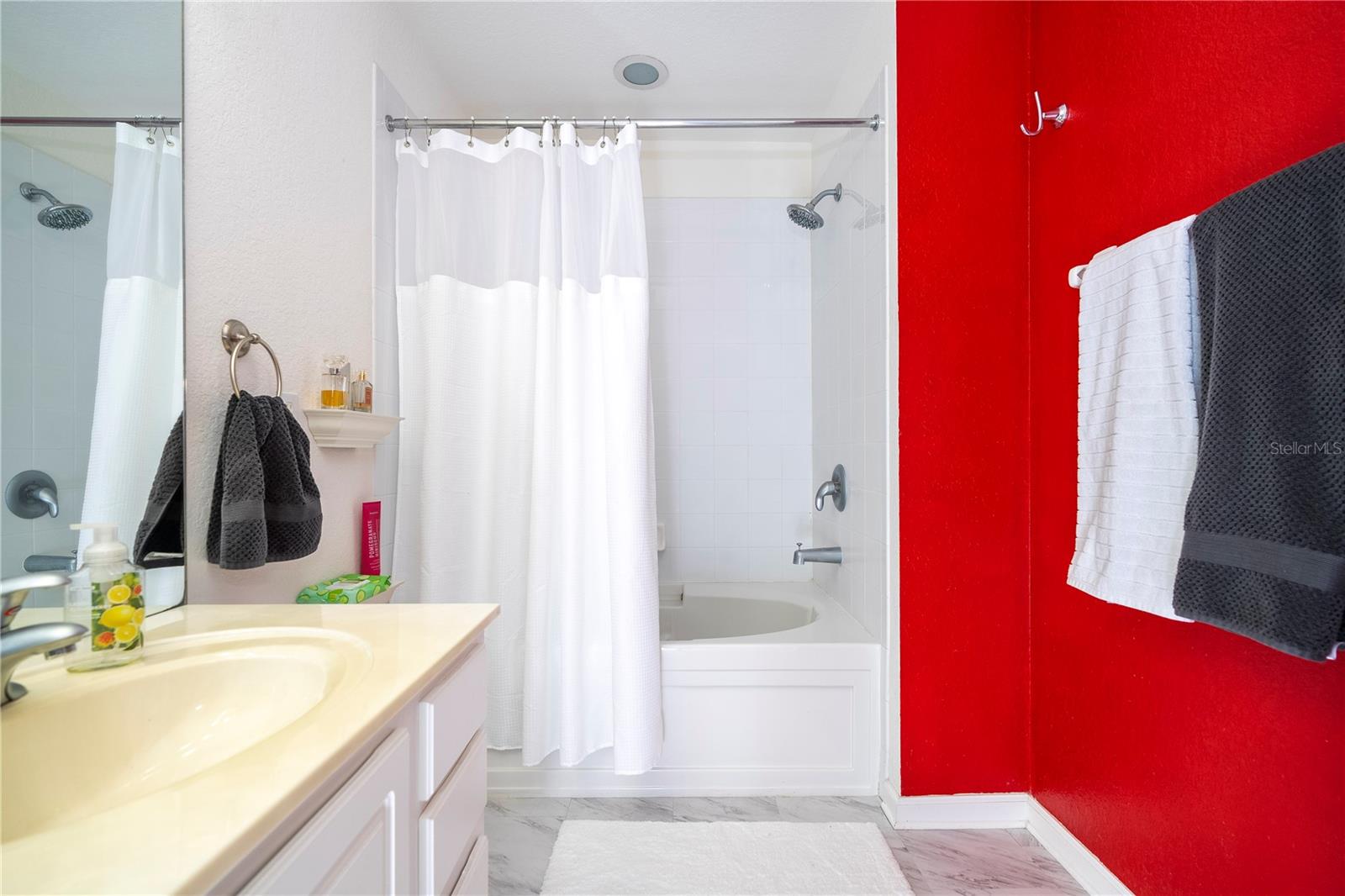 STONEBRIDGE LAKES PH 19 - Residential Lease