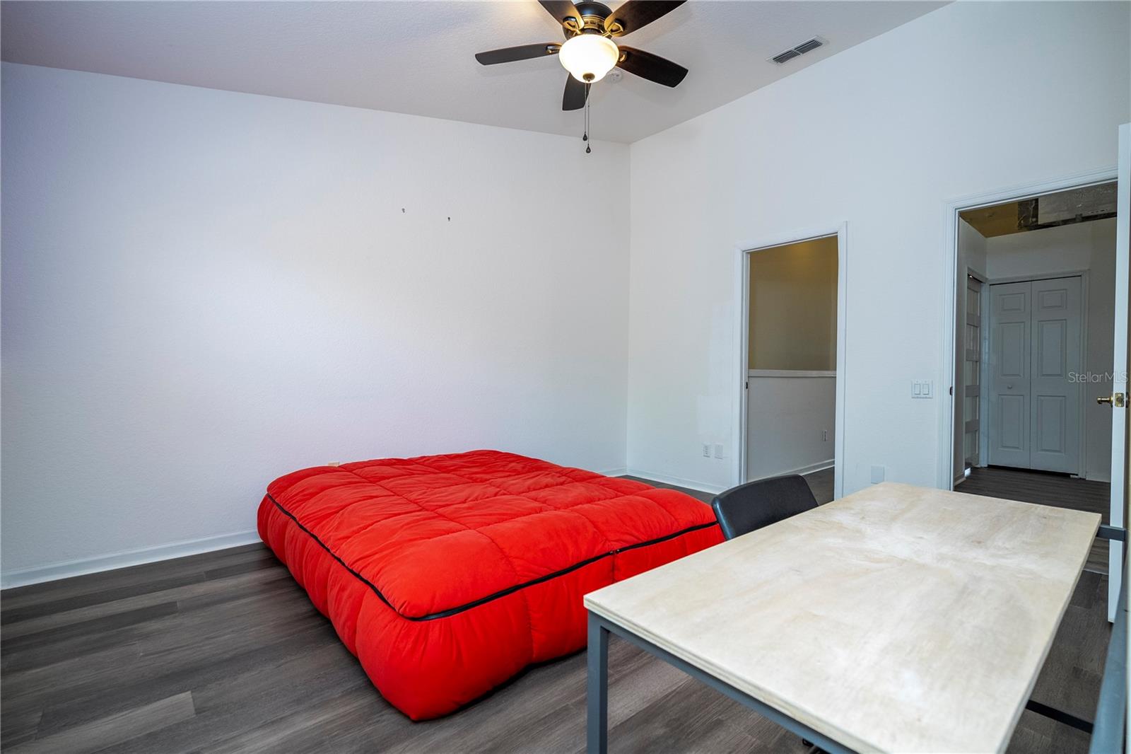 STONEBRIDGE LAKES PH 19 - Residential Lease