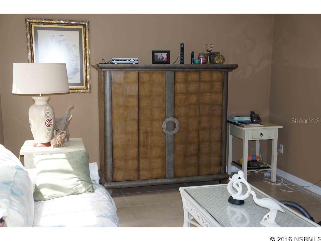 Summer Trees Unit 01 - Residential