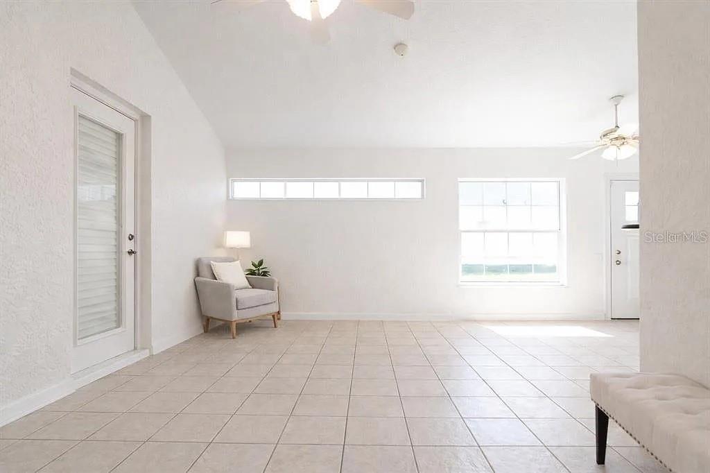 1088 SW 32ND LANE