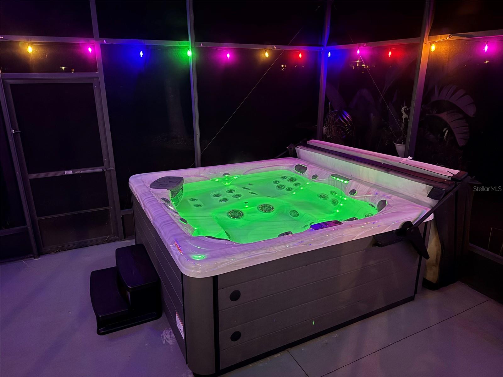 PLANTATION AT LEESBURG ASHLAND VILLAGE - Residential