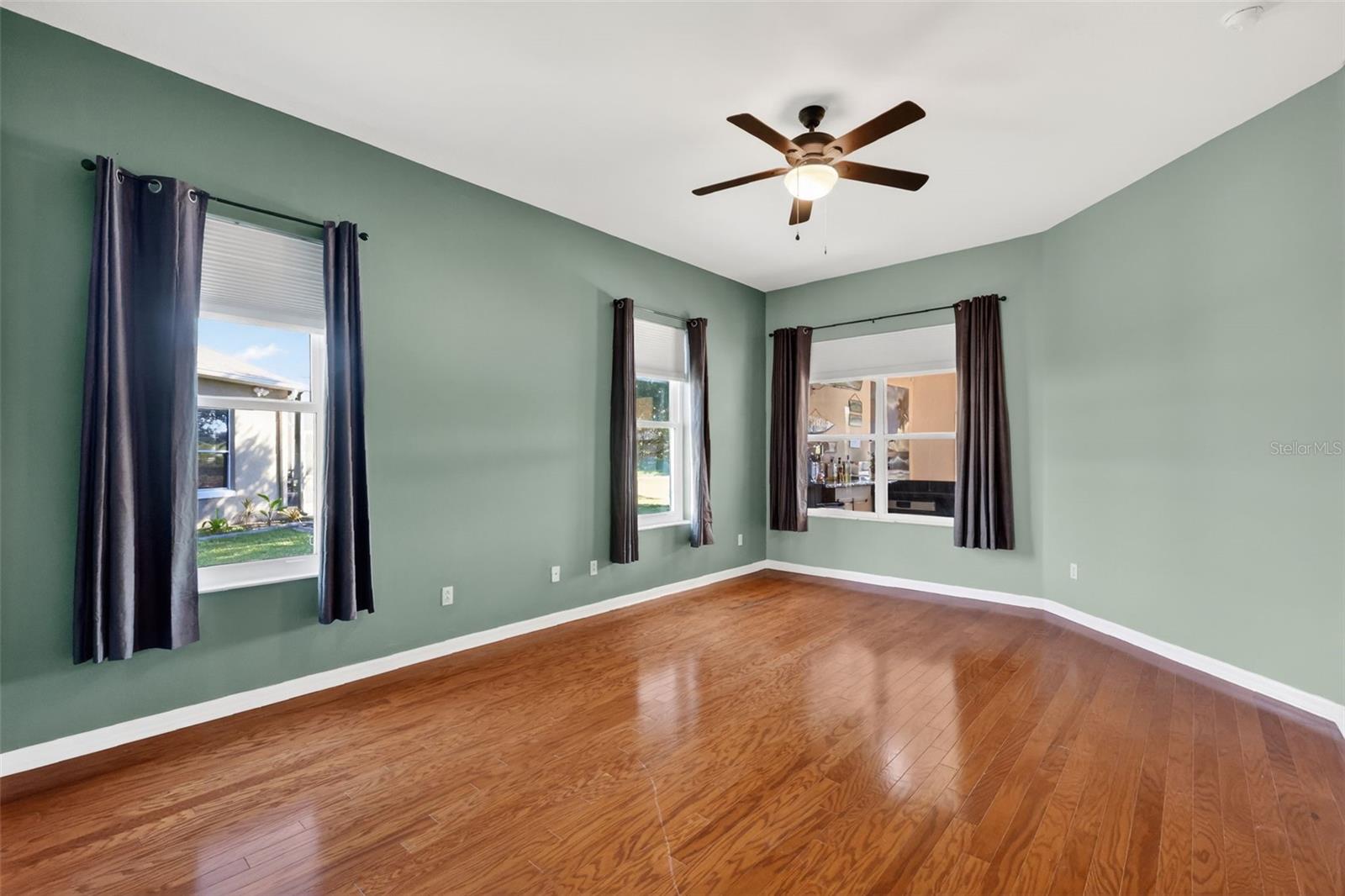 PLANTATION AT LEESBURG ASHLAND VILLAGE - Residential