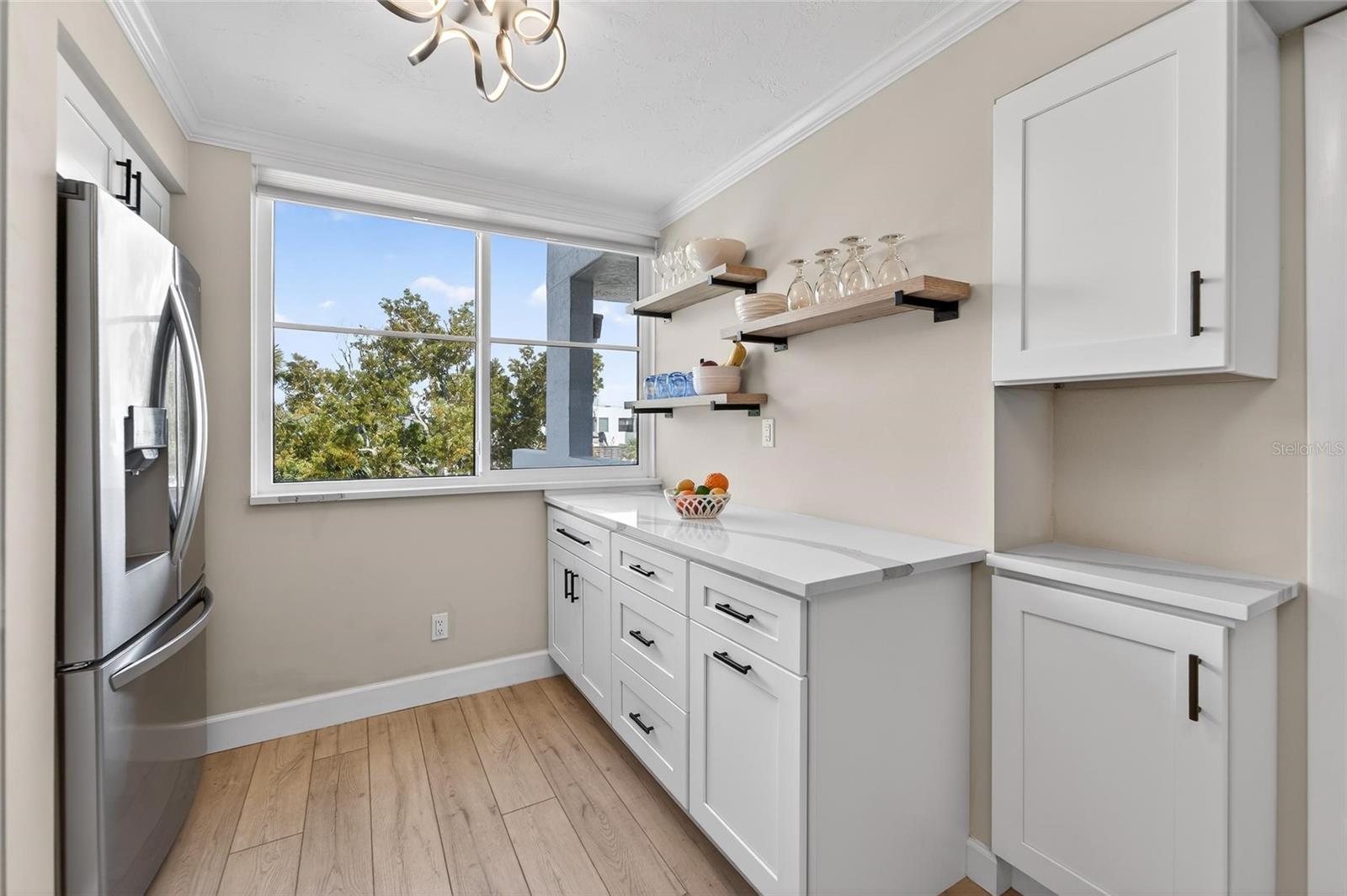 BAYPORT BCH & TEN PH E - Residential