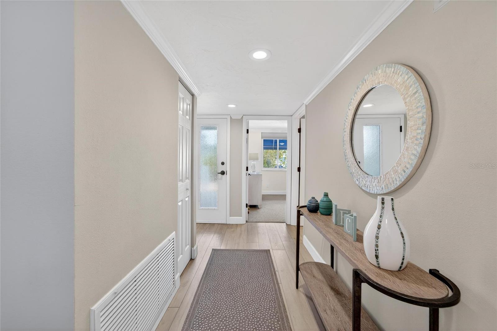 BAYPORT BCH & TEN PH E - Residential