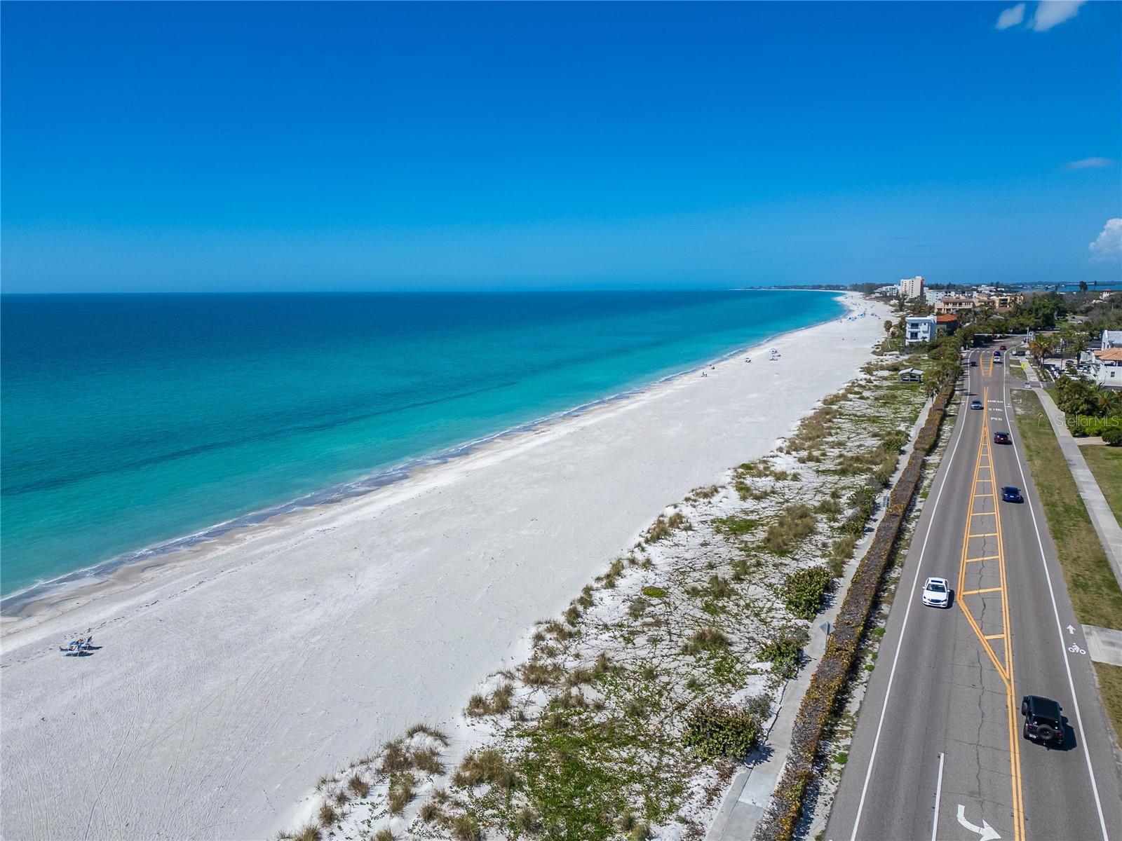 BAYPORT BCH & TEN PH E - Residential