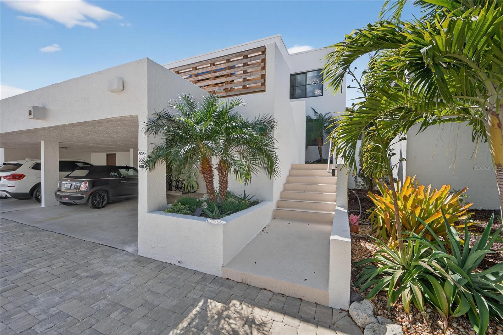 BAYPORT BCH & TEN PH E - Residential