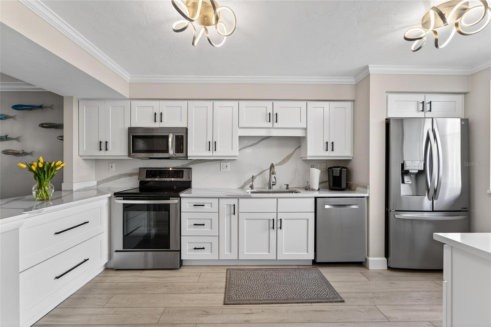 BAYPORT BCH & TEN PH E - Residential