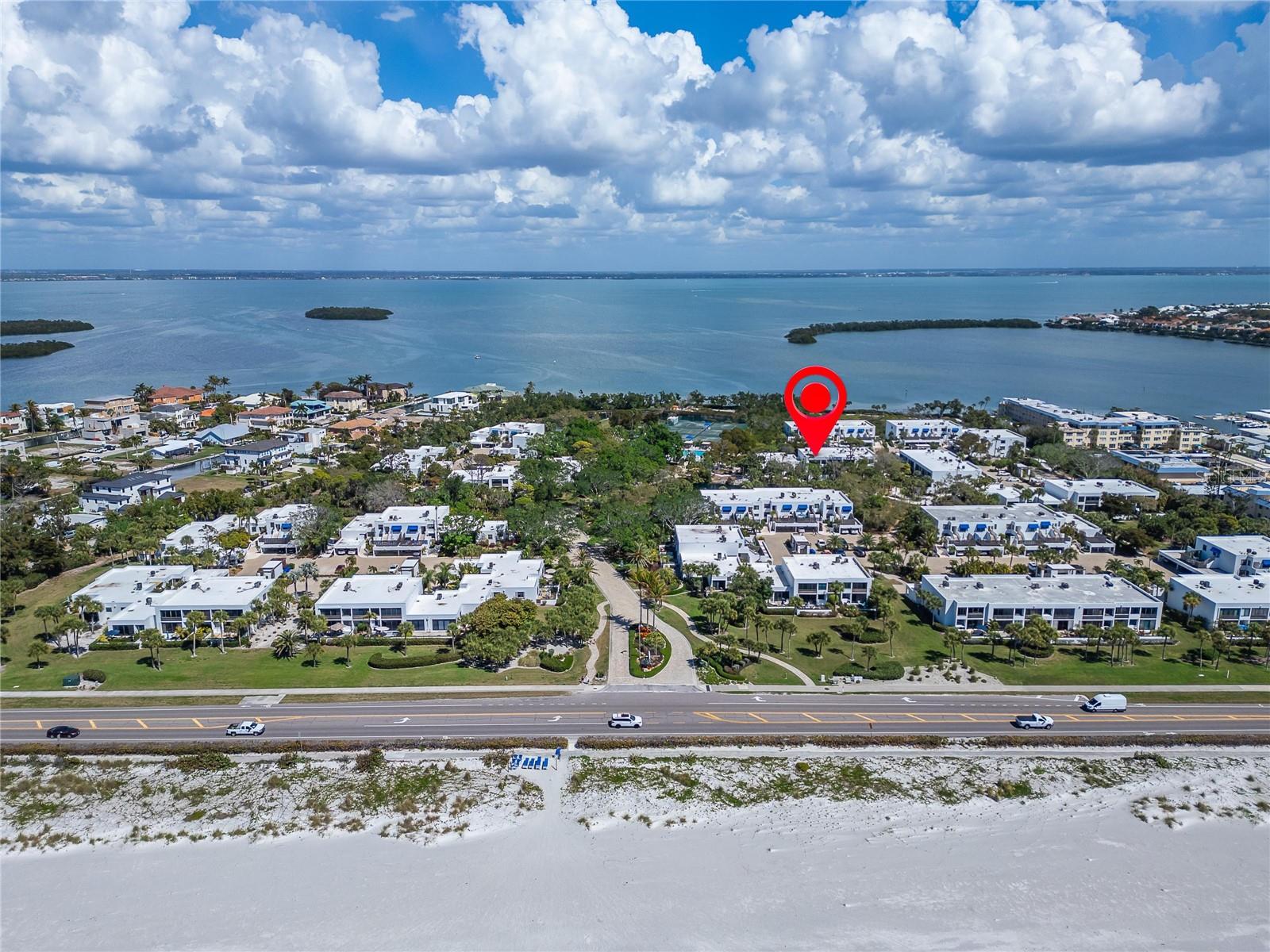 BAYPORT BCH & TEN PH E - Residential