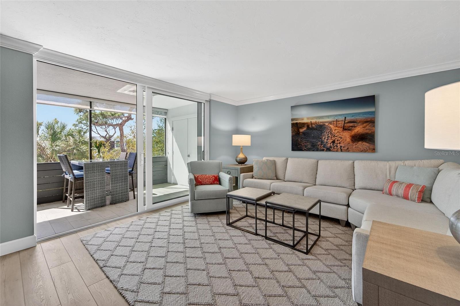 BAYPORT BCH & TEN PH E - Residential