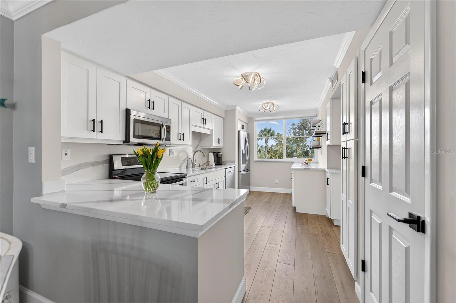 BAYPORT BCH & TEN PH E - Residential