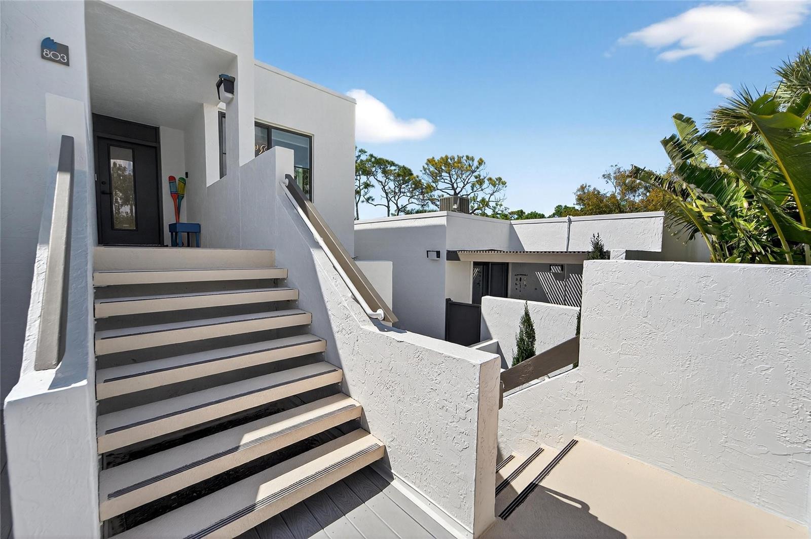 BAYPORT BCH & TEN PH E - Residential