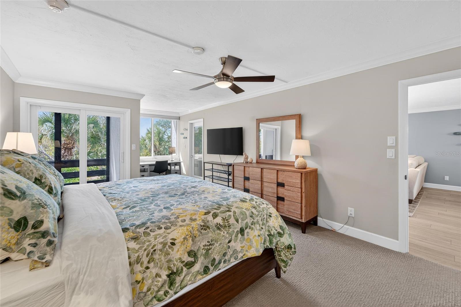 BAYPORT BCH & TEN PH E - Residential