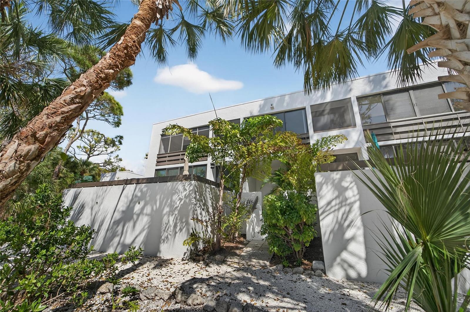 BAYPORT BCH & TEN PH E - Residential