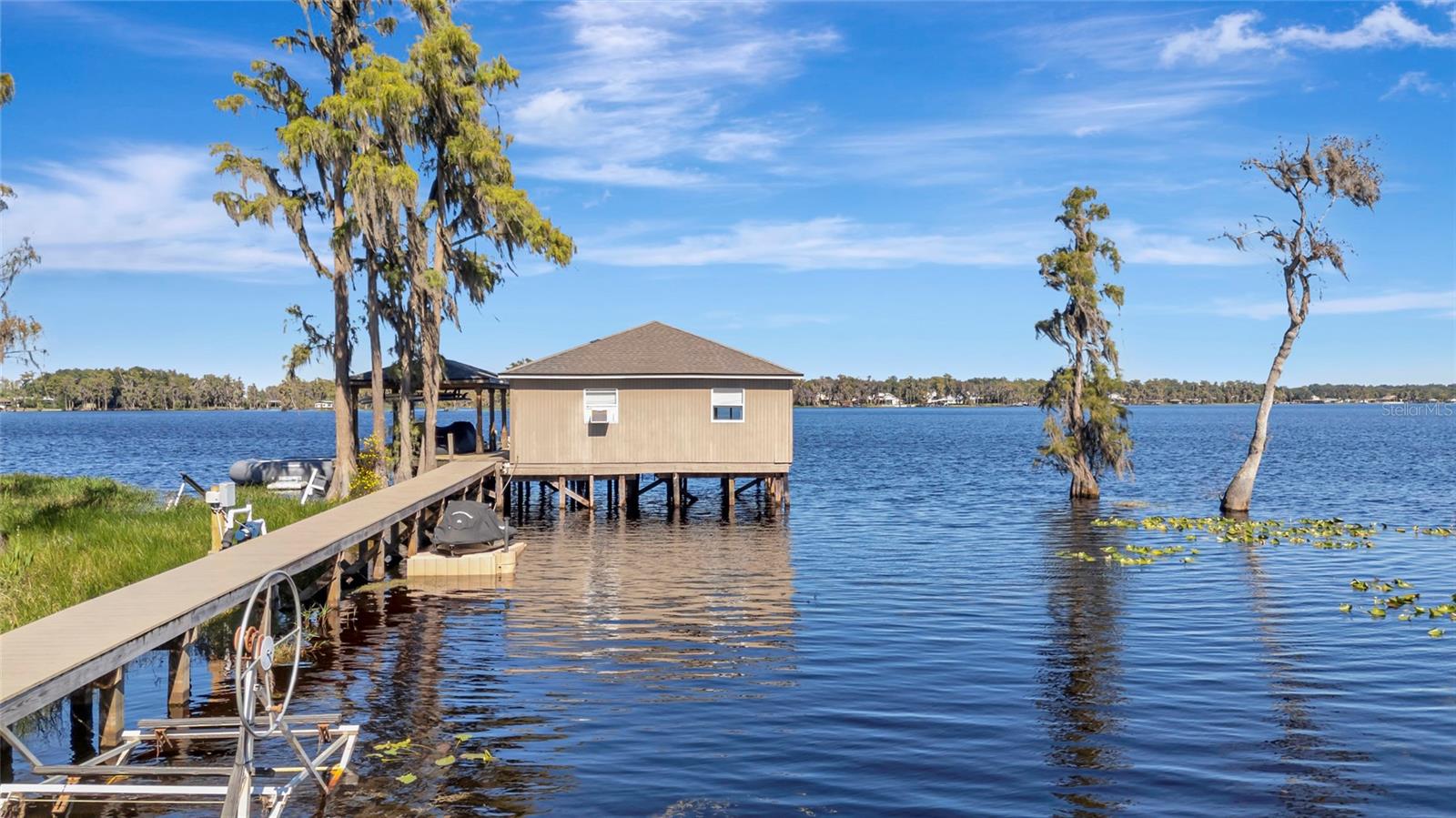 CLERMONT SHORES FIRST ADD - Residential