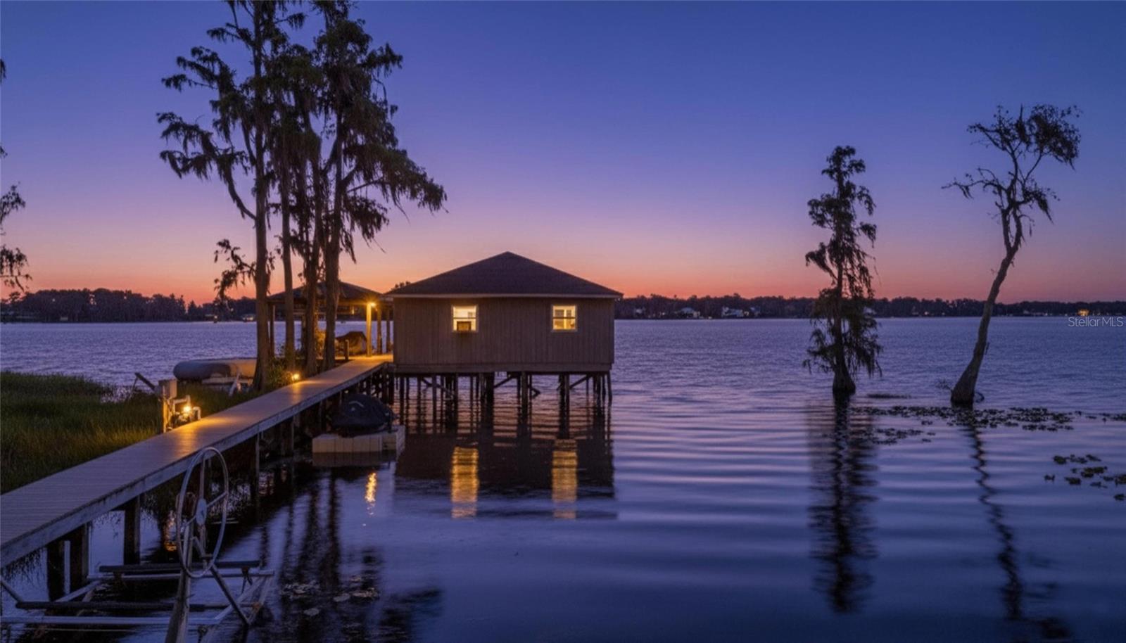 CLERMONT SHORES FIRST ADD - Residential