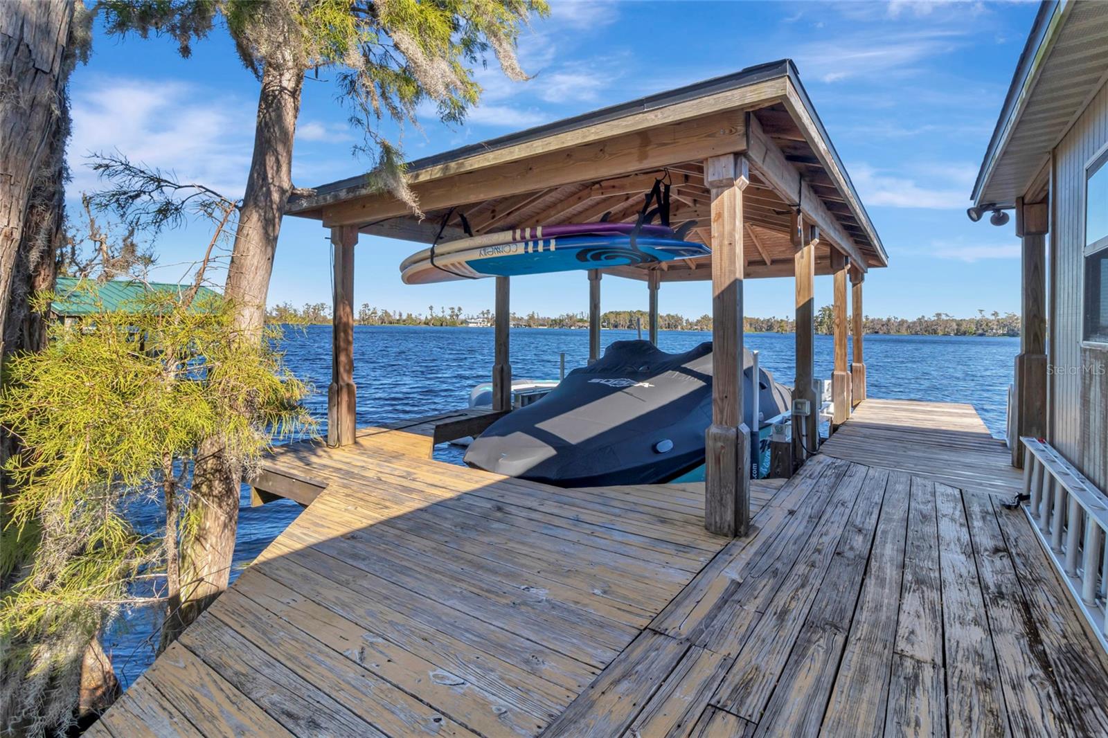 CLERMONT SHORES FIRST ADD - Residential