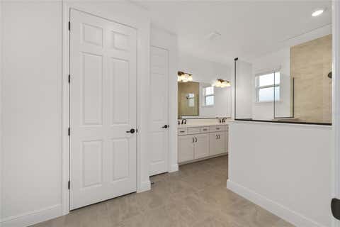 Tiny photo for 10313 SW 106th Court, Ocala, FL 34481 (MLS # OM727318)