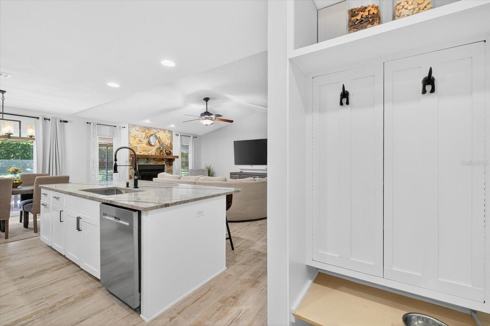 BLOOMINGDALE SEC J - Residential