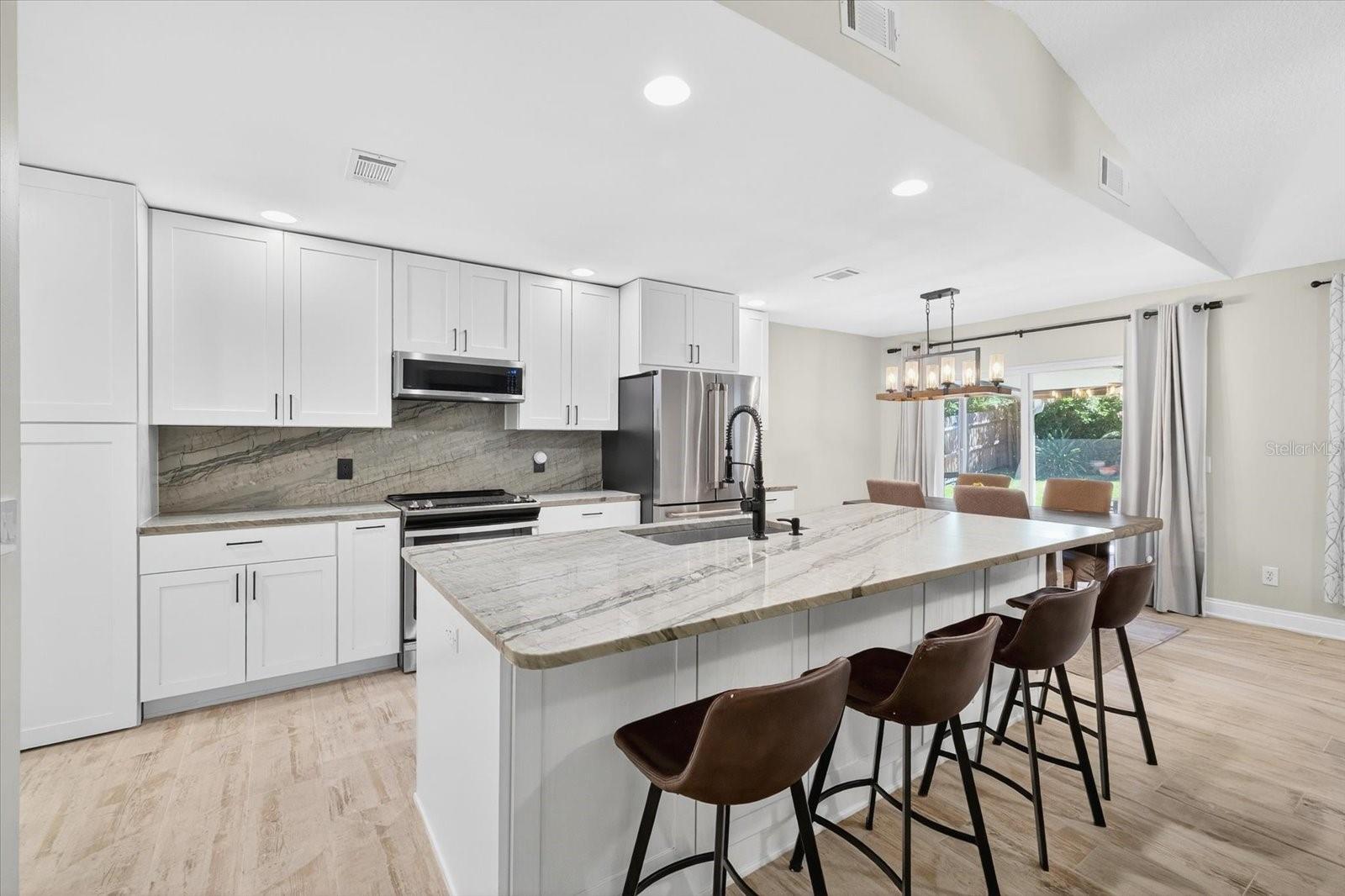 BLOOMINGDALE SEC J - Residential