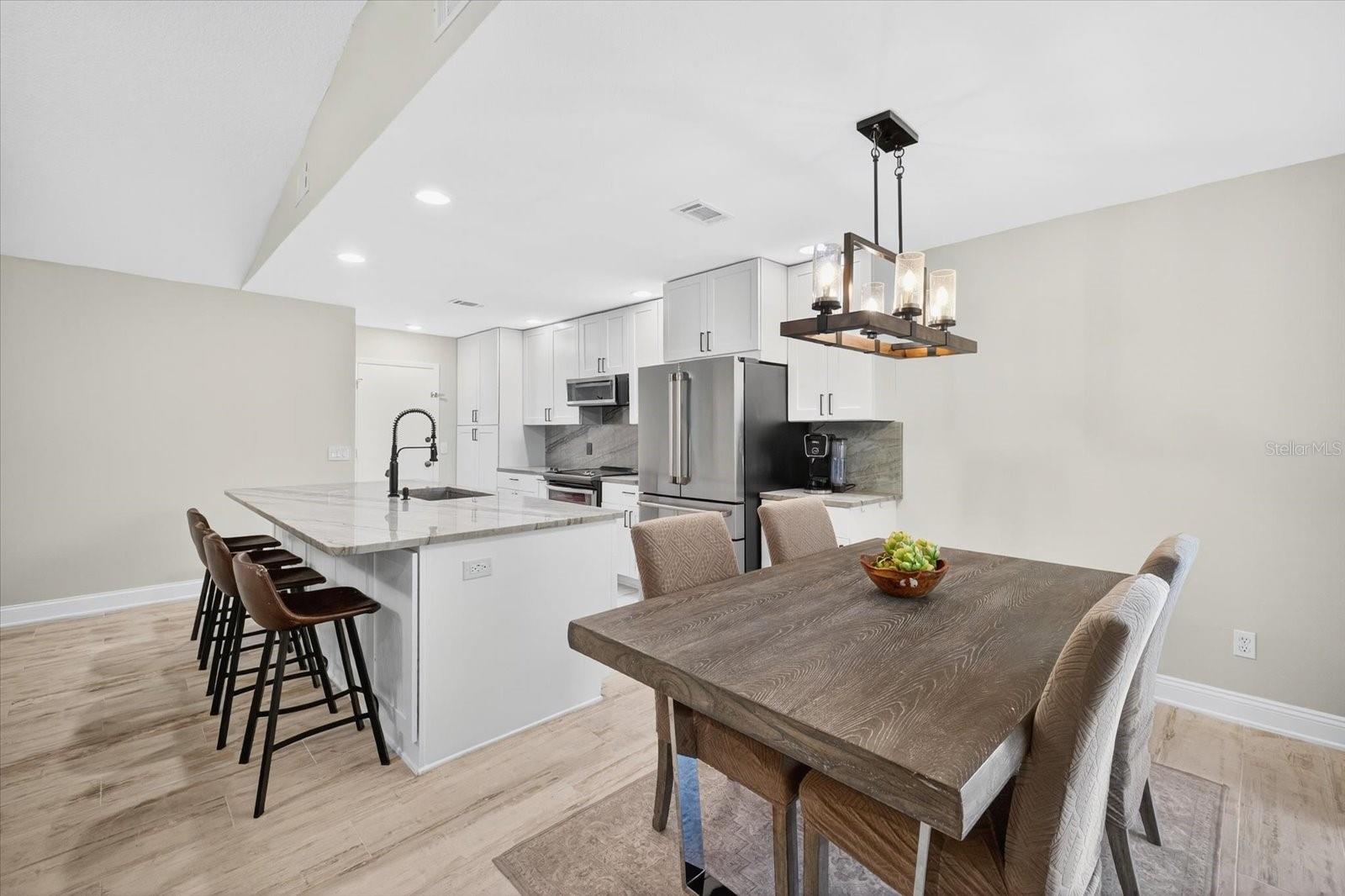 BLOOMINGDALE SEC J - Residential