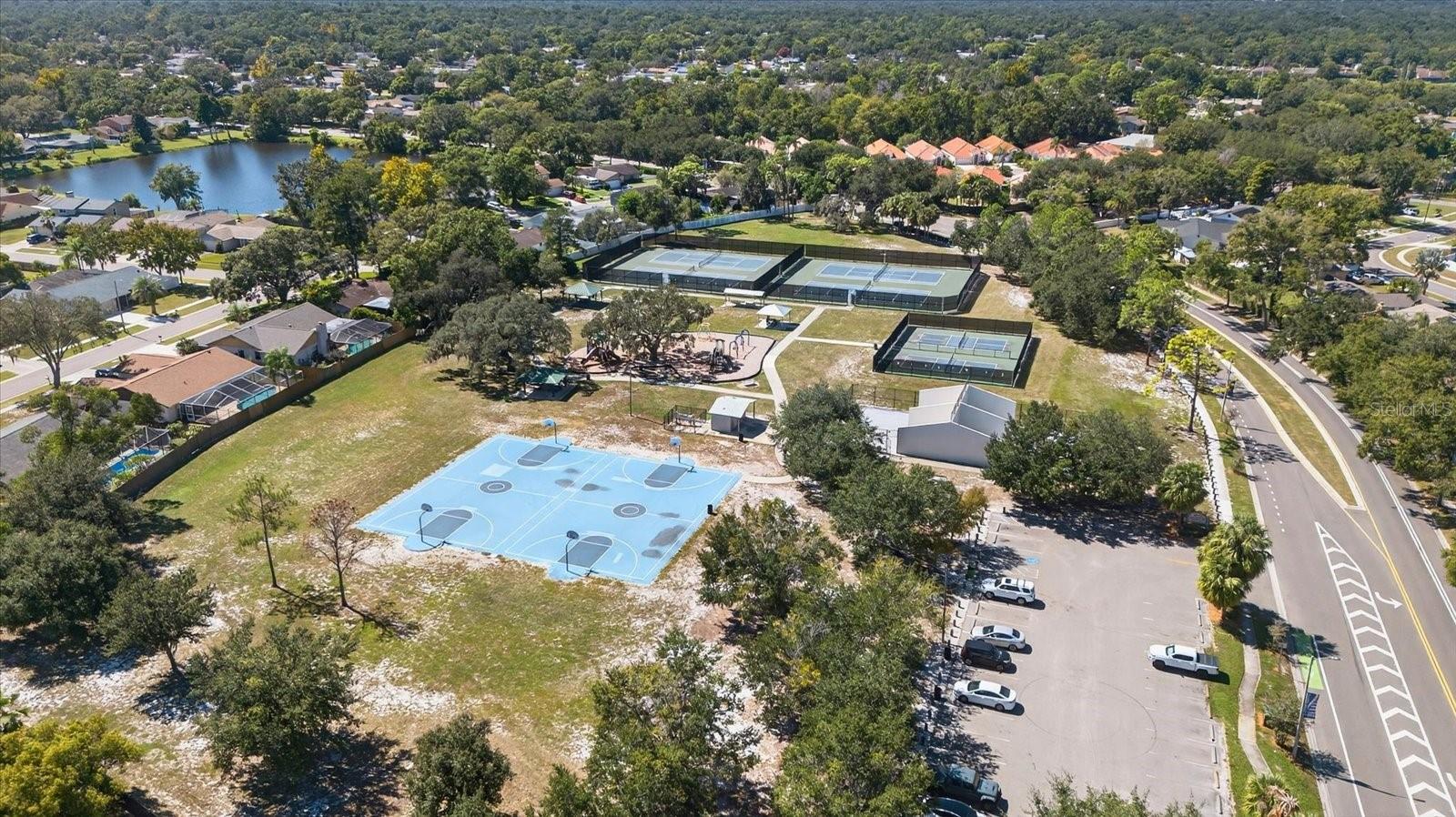 BLOOMINGDALE SEC J - Residential