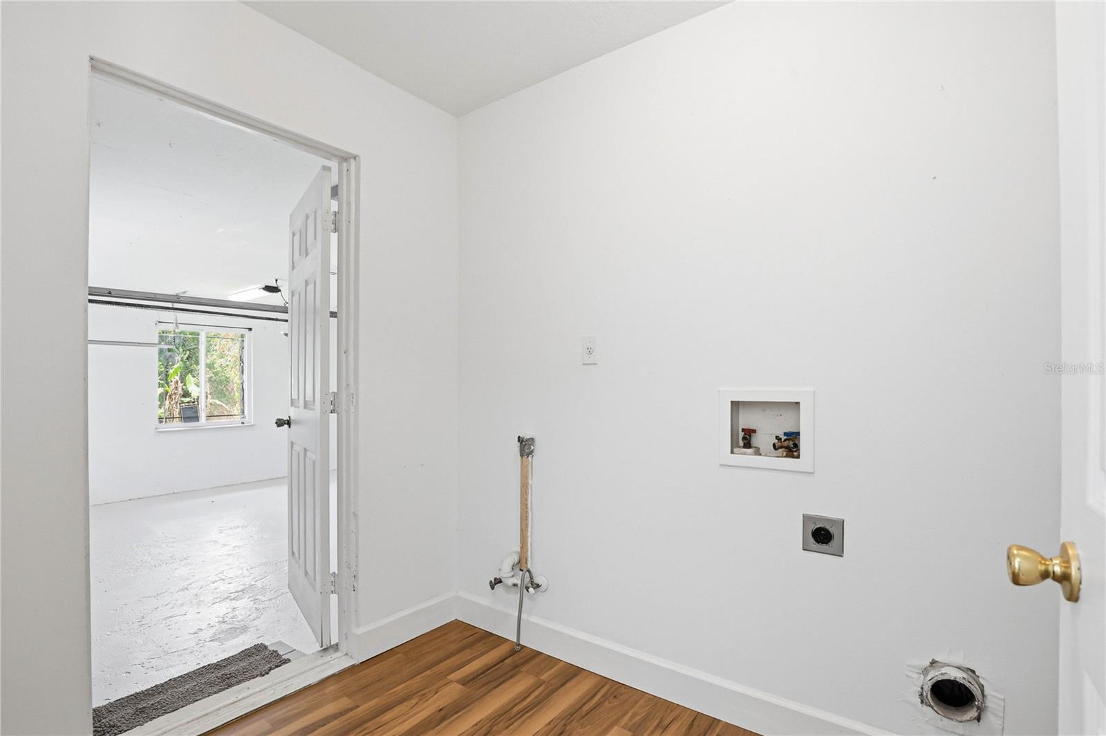 WENDEL WOOD - Residential