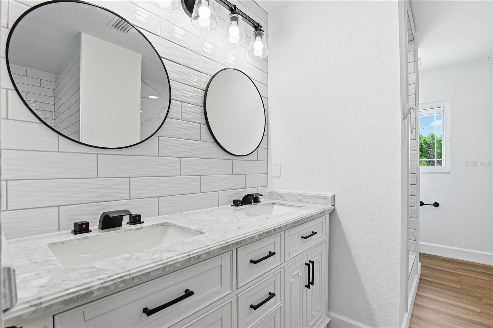 WENDEL WOOD - Residential