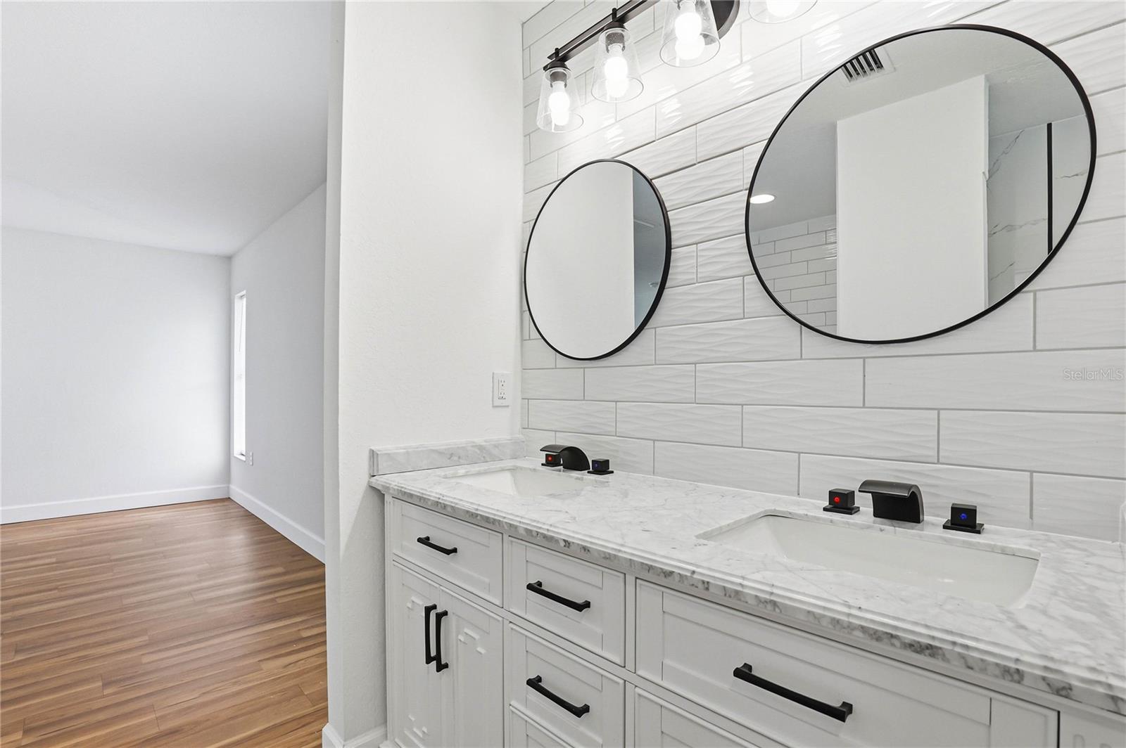 WENDEL WOOD - Residential