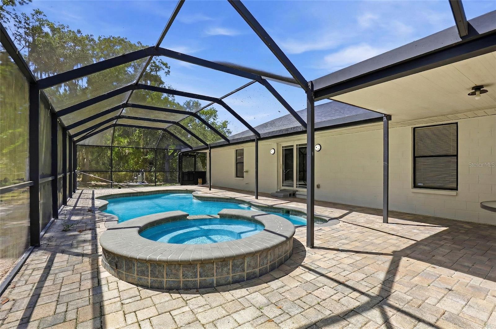 WENDEL WOOD - Residential